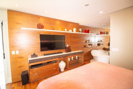 Apartamento à venda com 210m², 3 quartos e 4 vagasQuarto 3 - Suíte 2