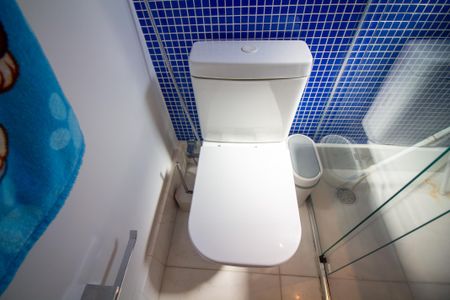 Apartamento à venda com 210m², 3 quartos e 4 vagasBanheiro da Suíte 1