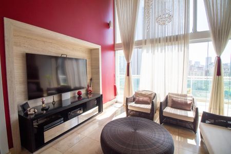 Apartamento à venda com 210m², 3 quartos e 4 vagasSala
