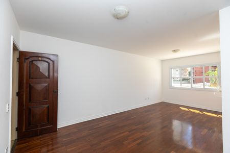 Sala  de apartamento para alugar com 3 quartos, 105m² em Cambuí, Campinas