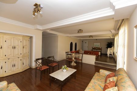 Apartamento para alugar com 105m², 3 quartos e 1 vagaSalão de Festas