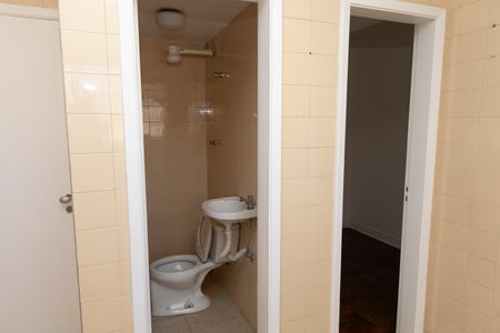 Apartamento para alugar com 105m², 3 quartos e 1 vagaÁrea de Serviço