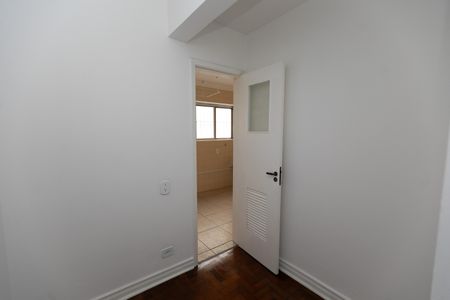 Apartamento para alugar com 105m², 3 quartos e 1 vagaÁrea de Serviço