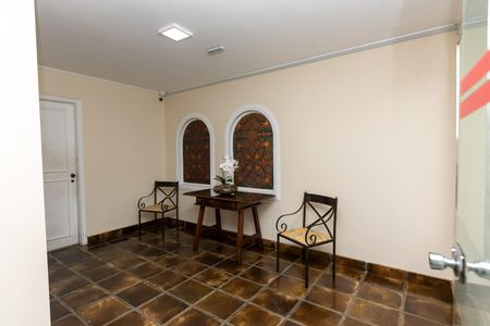 Apartamento para alugar com 105m², 3 quartos e 1 vagaHall do Elevador