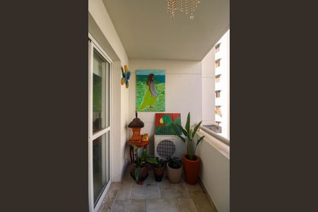 Apartamento para alugar com 73m², 2 quartos e 2 vagasVaranda 