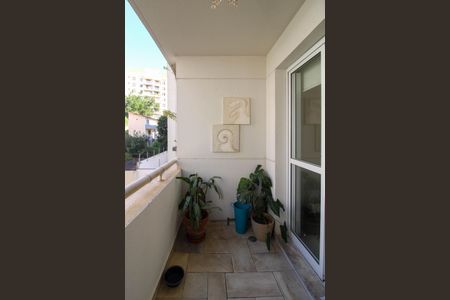 Apartamento para alugar com 73m², 2 quartos e 2 vagasVaranda 