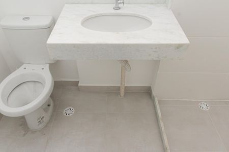 Apartamento para alugar com 52m², 2 quartos e 1 vaga Apartamento para alugar com 52m², 2 quartos e 1 vagaBanheiro 2