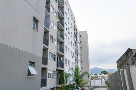 Apartamento para alugar com 52m², 2 quartos e 1 vaga Apartamento para alugar com 52m², 2 quartos e 1 vagaFachada