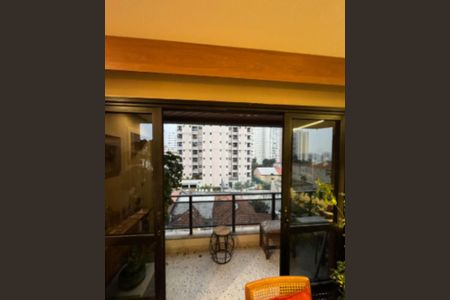 Apartamento para alugar com 60m², 2 quartos e 1 vaga Apartamento para alugar com 60m², 2 quartos e 1 vagaVaranda