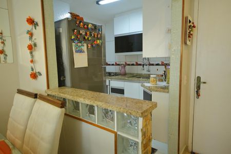 Apartamento à venda com 55m², 2 quartos e 1 vagaCozinha 