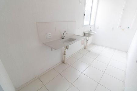 Apartamento para alugar com 42m², 2 quartos e sem vaga Apartamento para alugar com 42m², 2 quartos e sem vagaCozinha e Área de Serviço