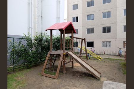 Apartamento para alugar com 42m², 2 quartos e sem vaga Apartamento para alugar com 42m², 2 quartos e sem vagaÁrea comum - Playground
