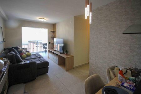 Apartamento à venda com 77m², 3 quartos e 1 vagaSala