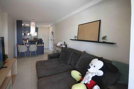 Apartamento à venda com 77m², 3 quartos e 1 vagaSala