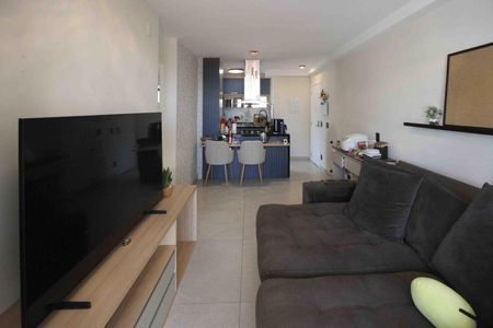 Apartamento à venda com 77m², 3 quartos e 1 vagaSala