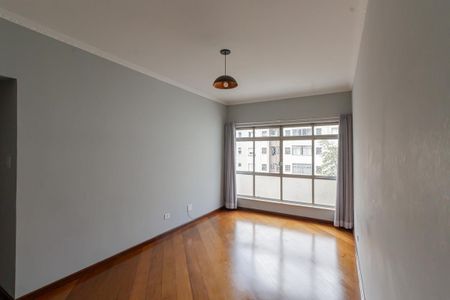 Apartamento à venda com 84m², 3 quartos e 2 vagas Apartamento à venda com 84m², 3 quartos e 2 vagasSala