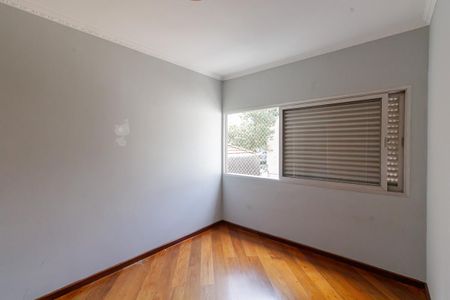 Apartamento à venda com 84m², 3 quartos e 2 vagas Apartamento à venda com 84m², 3 quartos e 2 vagasQuarto 2