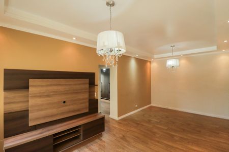 Apartamento para alugar com 74m², 2 quartos e 1 vagaSala