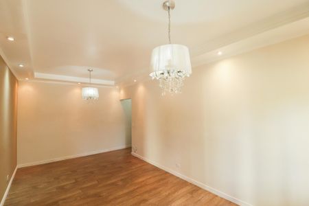 Sala de apartamento para alugar com 2 quartos, 74m² em Vila Amélia, São Paulo