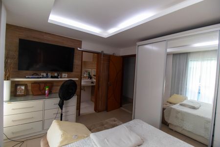 Casa à venda com 3 quartos, 450m² em Itaipu, Niterói