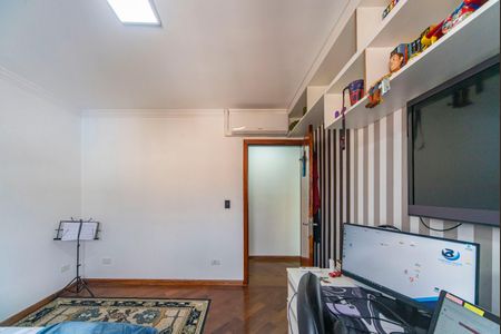 Casa à venda com 189m², 3 quartos e 4 vagas Casa à venda com 189m², 3 quartos e 4 vagasQuarto 1