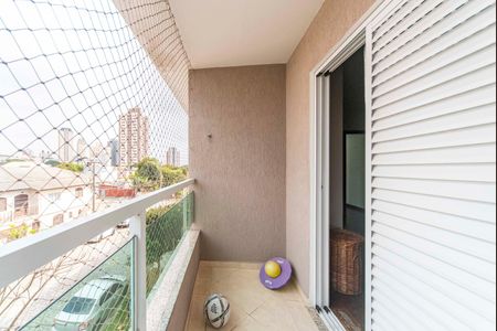 Casa à venda com 189m², 3 quartos e 4 vagas Casa à venda com 189m², 3 quartos e 4 vagasVaranda do Quarto 3