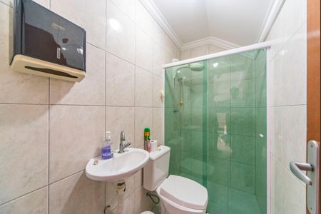 Casa à venda com 189m², 3 quartos e 4 vagas Casa à venda com 189m², 3 quartos e 4 vagasBanheiro da Garagem