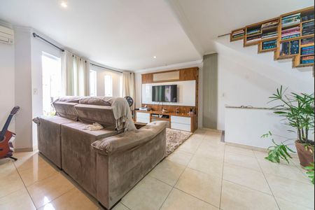 Casa à venda com 189m², 3 quartos e 4 vagas Casa à venda com 189m², 3 quartos e 4 vagasSala