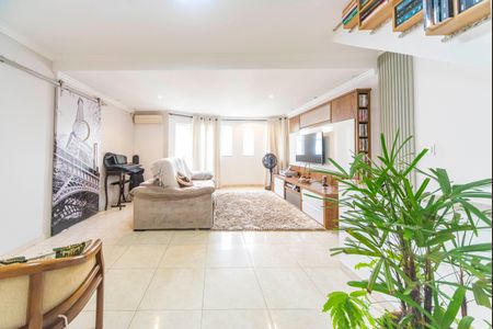 Sala de casa à venda com 3 quartos, 189m² em Vila Alzira, Santo André