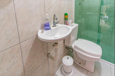 Casa à venda com 189m², 3 quartos e 4 vagas Casa à venda com 189m², 3 quartos e 4 vagasBanheiro da Garagem