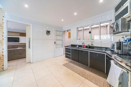 Casa à venda com 189m², 3 quartos e 4 vagas Casa à venda com 189m², 3 quartos e 4 vagasCozinha