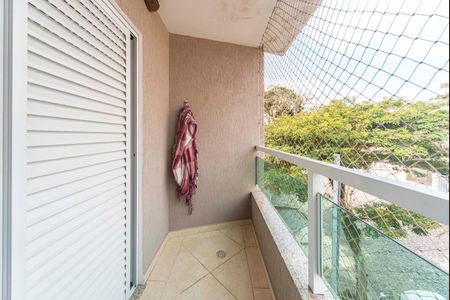 Casa à venda com 189m², 3 quartos e 4 vagas Casa à venda com 189m², 3 quartos e 4 vagasVaranda do Quarto 3
