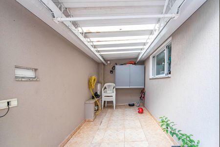 Casa à venda com 189m², 3 quartos e 4 vagas Casa à venda com 189m², 3 quartos e 4 vagasGaragem