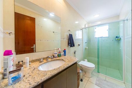 Casa à venda com 189m², 3 quartos e 4 vagas Casa à venda com 189m², 3 quartos e 4 vagasBanheiro Social