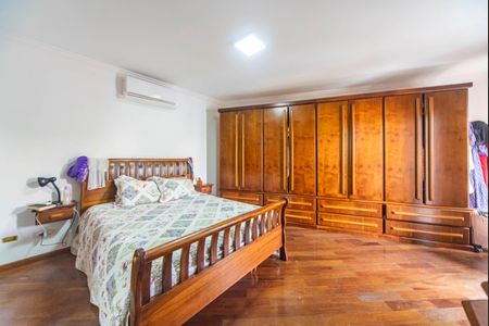Casa à venda com 189m², 3 quartos e 4 vagas Casa à venda com 189m², 3 quartos e 4 vagasQuarto 3