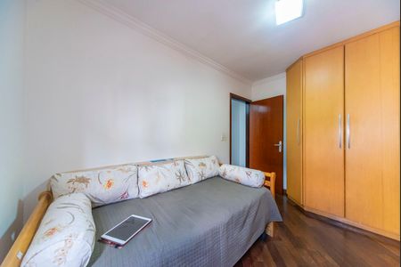 Casa à venda com 189m², 3 quartos e 4 vagas Casa à venda com 189m², 3 quartos e 4 vagasQuarto 2