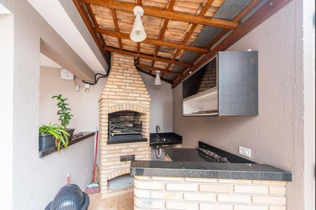 Casa à venda com 189m², 3 quartos e 4 vagas Casa à venda com 189m², 3 quartos e 4 vagasÁrea Gourmet
