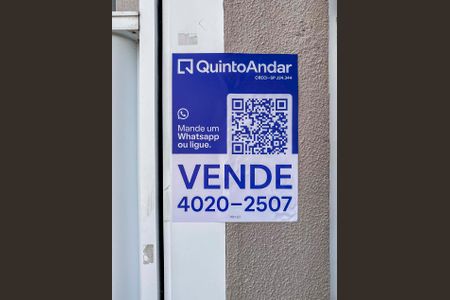 Casa à venda com 189m², 3 quartos e 4 vagas Casa à venda com 189m², 3 quartos e 4 vagasPlaca Instalada na Fachada