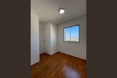 Quarto 1 de apartamento para alugar com 2 quartos, 32m² em Parque Fongaro, São Paulo