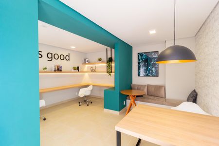Apartamento para alugar com 38m², 2 quartos e sem vagaCoworking