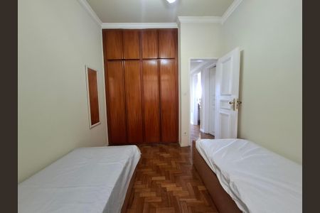 Apartamento à venda com 95m², 3 quartos e 1 vagaQuarto 2