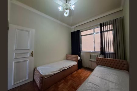 Apartamento à venda com 95m², 3 quartos e 1 vagaQuarto 2