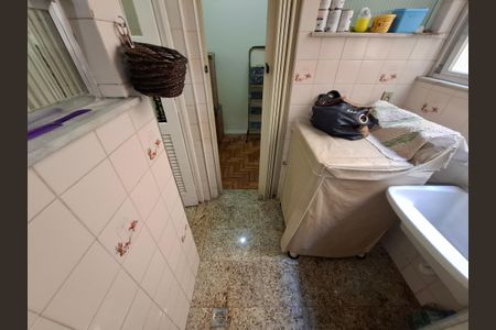 Apartamento à venda com 95m², 3 quartos e 1 vagaÁrea de serviço 