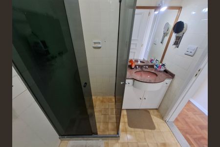 Apartamento à venda com 95m², 3 quartos e 1 vagaBanheiro 1