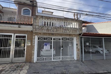 Fachada com placa grande de casa à venda com 3 quartos, 125m² em Vila Augusta, Guarulhos