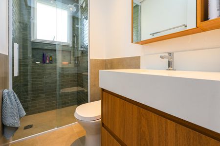 Apartamento à venda com 240m², 3 quartos e 4 vagasBanheiro da Suíte 2