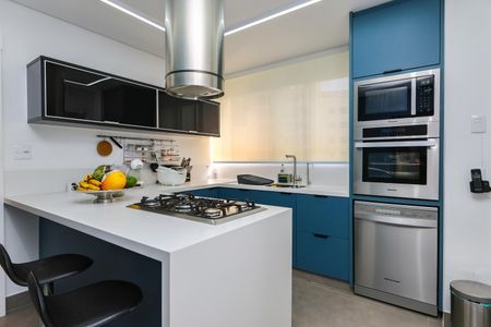 Apartamento à venda com 240m², 3 quartos e 4 vagasCozinha