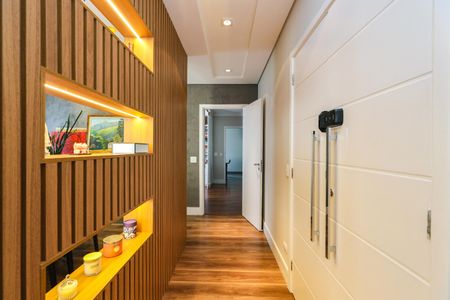 Apartamento à venda com 240m², 3 quartos e 4 vagasCorredor