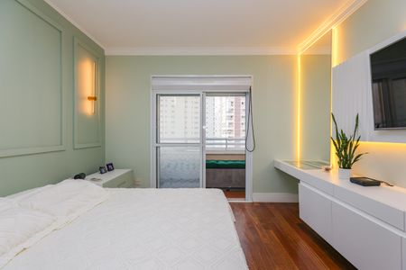 Apartamento à venda com 240m², 3 quartos e 4 vagasSuíte 1