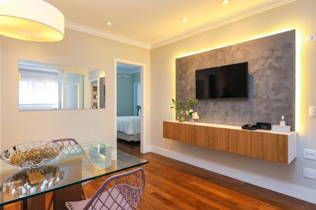 Apartamento à venda com 240m², 3 quartos e 4 vagasSala de TV